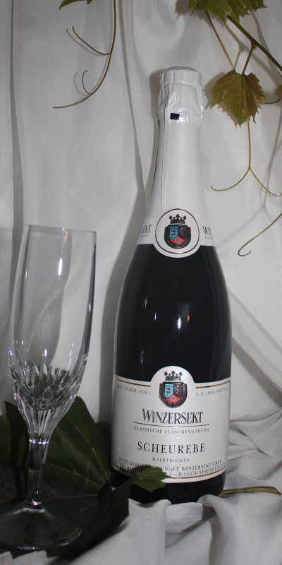 <br>Sekt Scheurebe halbtrocken<br>